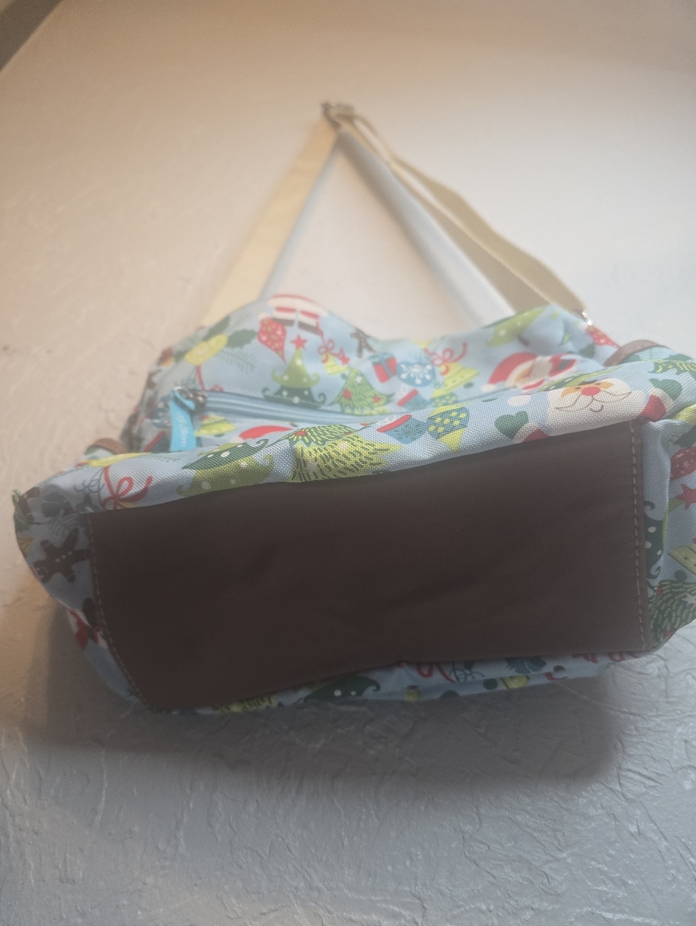 Lily Bloom Christmas Crossbody Bag Holiday Print Multi Pocket Blue Vegan Leather - Picture 5 of 7
